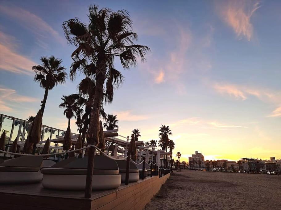 Sailor Apartment Nel Cabanyal Valencia Exterior foto